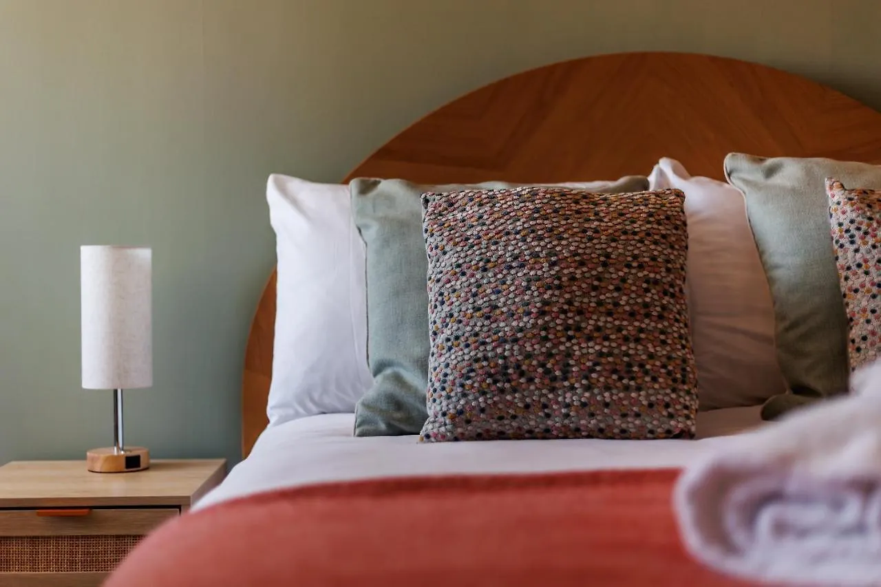 Modern 1 Bed Seaside Apartment Bournemouth