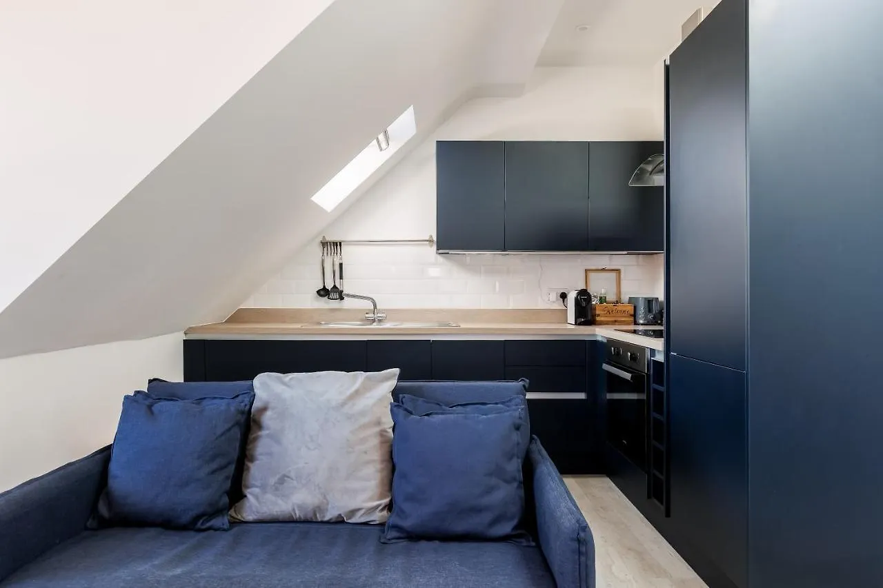 Modern 1 Bed Seaside Apartment Bournemouth